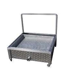 Bland och filtervagn för Vin, must och cider.