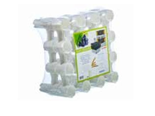 Droppställning för flaskor i två lager.